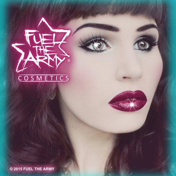 NOURISHING LIP GLOSS HIGH PIGMENT - Picture 15 of 15